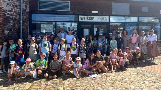 Wyjątkowy dzień na Wzgórzu Zamkowym! Dzieci upamiętniły Bolesława Chrobrego