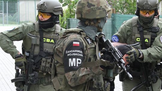 Wyłudzili 80 mln zł na fikcyjne zajęcia. Działali też w Kędzierzynie-Koźlu