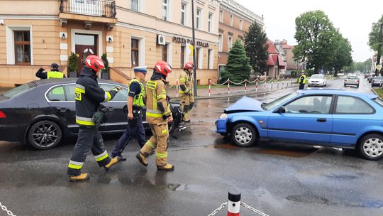 Wymusił pierwszeństwo na ruchliwym skrzyżowaniu ul. Piastowskiej z Chrobrego
