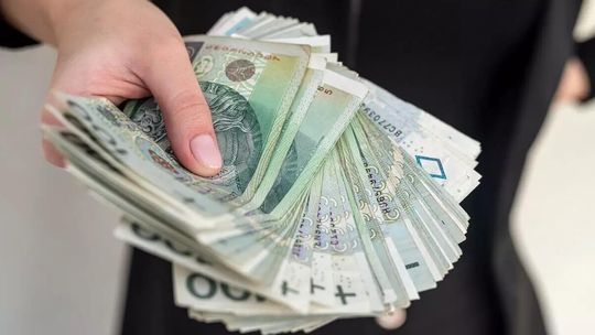 Wypłacono blisko 10 miliardów złotych czternastej emerytury