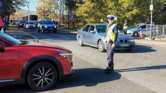 Wzmożone kontrole policyjne na drogach w okresie Wszystkich Świętych