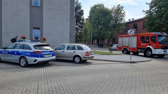 Z mężczyzną nie było kontaktu. Strażacy wezwani do otwarcia mieszkania Z mężczyzną nie było kontaktu. Strażacy wezwani do otwarcia mieszkania