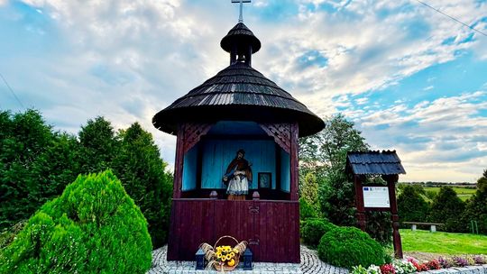 Z tą rzeźbą św. Jana Nepomucena wiążą się tragiczne wydarzenia sprzed lat. ZDJĘCIA