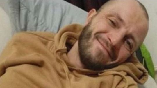 Zaginął 42-letni Damian Czerwiński. Mężczyzna wyszedł z domu w środę Zaginął 42-letni Damian Czerwiński. Mężczyzna wyszedł z domu w środę