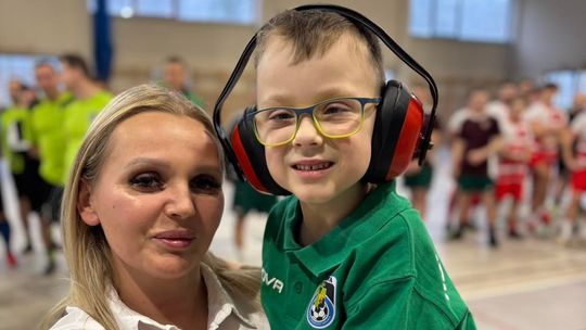 Zagrali dla Maksia. Sportowe emocje, wielkie serca i wspólny cel. ZDJĘCIA