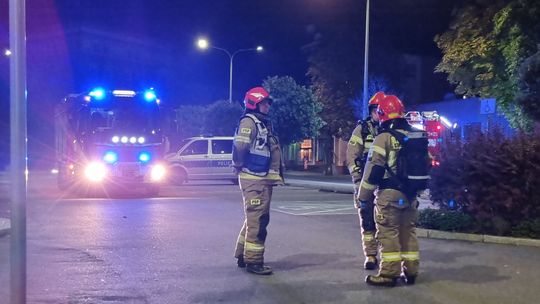 Zagroził wysadzeniem budynku bo przeszkadzało mu światło. Został już zatrzymany