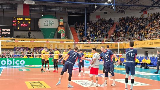ZAKSA Kędzierzyn-Koźle wywozi cenny punkt z hali aktualnego mistrza Polski. ZDJĘCIA ZAKSA Kędzierzyn-Koźle wywozi cenny punkt z hali aktualnego mistrza Polski. ZDJĘCIA