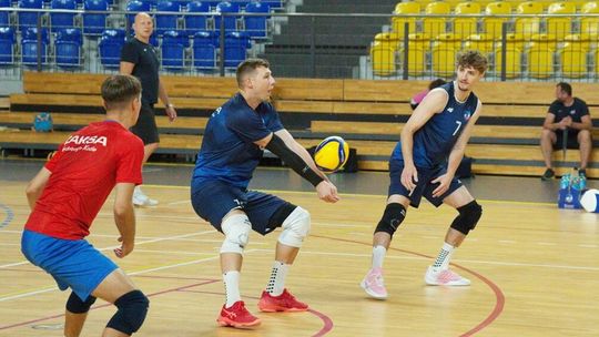 ZAKSA trenuje pełną parą: powrót Szymury i pierwsze mecze kontrolne z Algierią