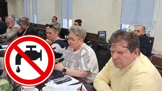 Zanieczyszczenie wody na osiedlu Blachownia. Radni pytali o procedury i opóźnioną informację