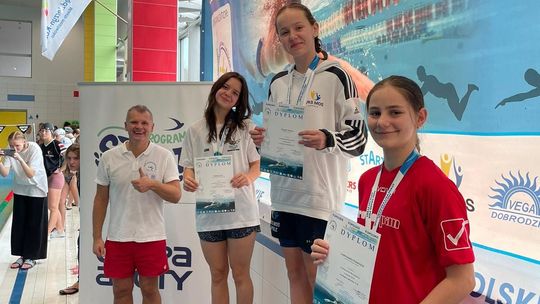 Zawodnicy Swim Team Mosir Kędzierzyn-Koźle zdobyli 46 medali. ZDJĘCIA
