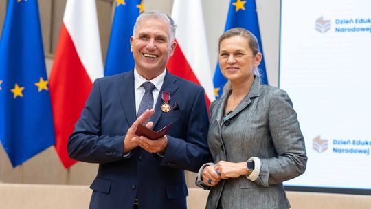 Zbigniew Kubala z ZS nr 1 w Kędzierzynie-Koźlu odznaczony Złotym Krzyżem Zasługi
