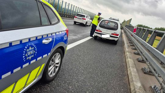 Zdarzenie na obwodnicy. Sprawca i poszkodowany wyszli z niego bez szwanku. ZDJĘCIA