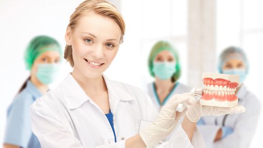 Zdrowy uśmiech na całe życie - jak kompleksowa stomatologia zmienia komfort codzienności Zdrowy uśmiech na całe życie - jak kompleksowa stomatologia zmienia komfort codzienności