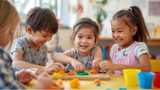 Zestawy kreatywne dla dzieci – jak wybrać mądrze i nie żałować? Zestawy kreatywne dla dzieci – jak wybrać mądrze i nie żałować?