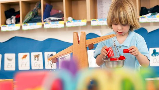 Zostań opiekunem w żłobku. Jak wygląda codzienna praca z małymi dziećmi?