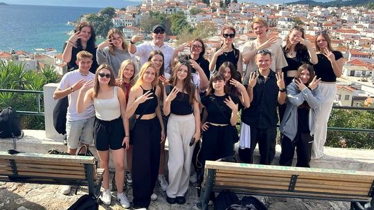 Zwiedzają i uczą się. Uczniowie ze Sławięcic na praktyce w słonecznej Grecji. ZDJĘCIA