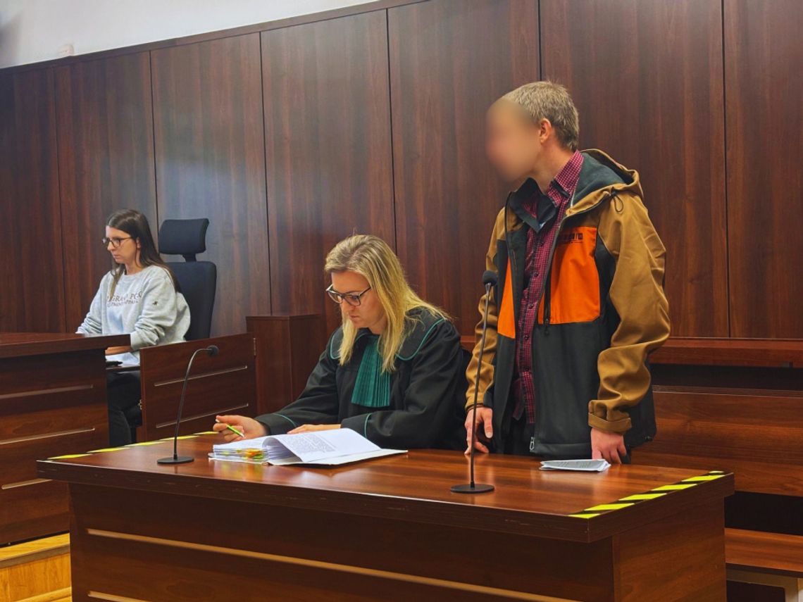 27-letni Daniel N. handlował i częstował nieletnich narkotykami na terenie Kędzierzyna-Koźla 27-letni Daniel N. handlował i częstował nieletnich narkotykami na terenie Kędzierzyna-Koźla