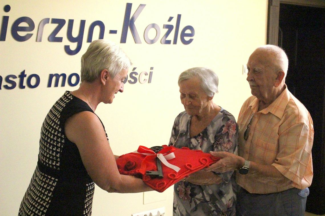 96-letnia Krystyna Galara i jej mąż odebrali klucze do bram miasta