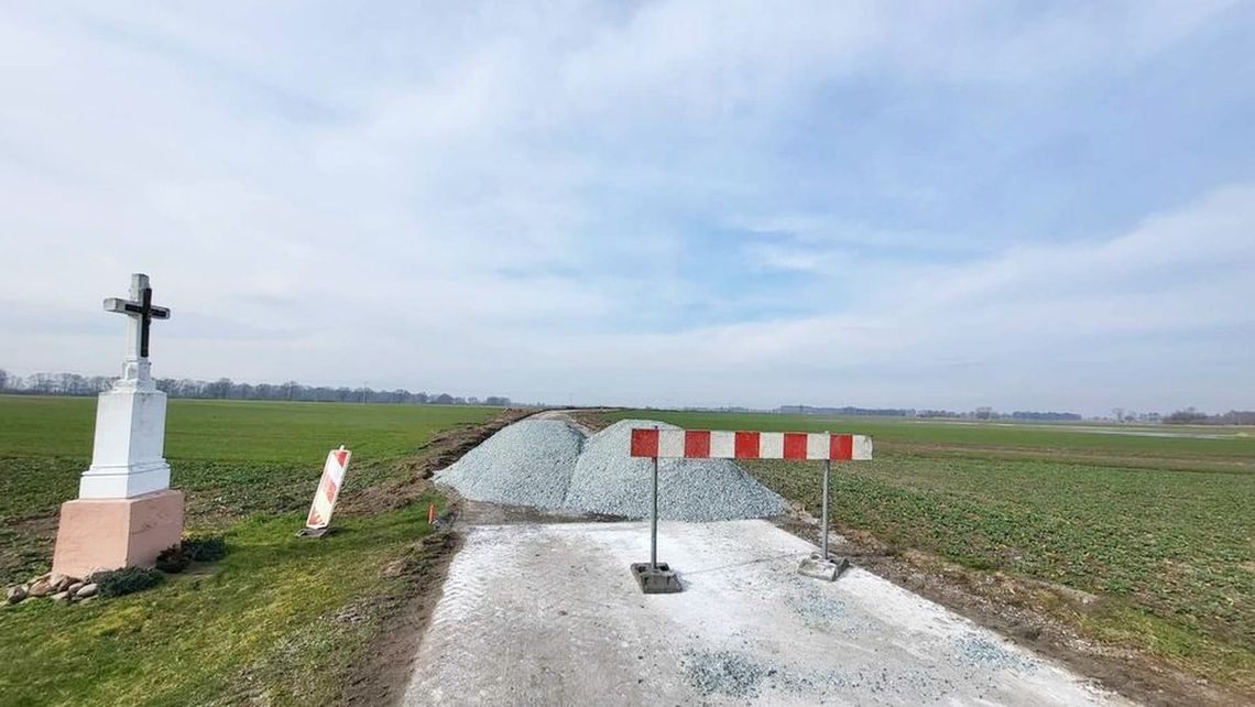 Apel samorządu do kierowców. Nie jedźcie jeszcze tą drogą