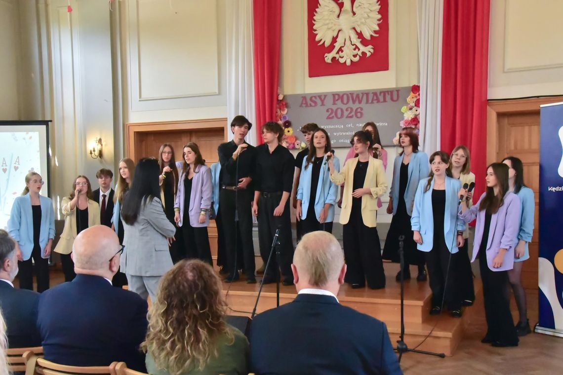 Asy Powiatu 2026. Nagrodzono 51 młodych talentów z powiatu kędzierzyńsko-kozielskiego. ZDJĘCIA