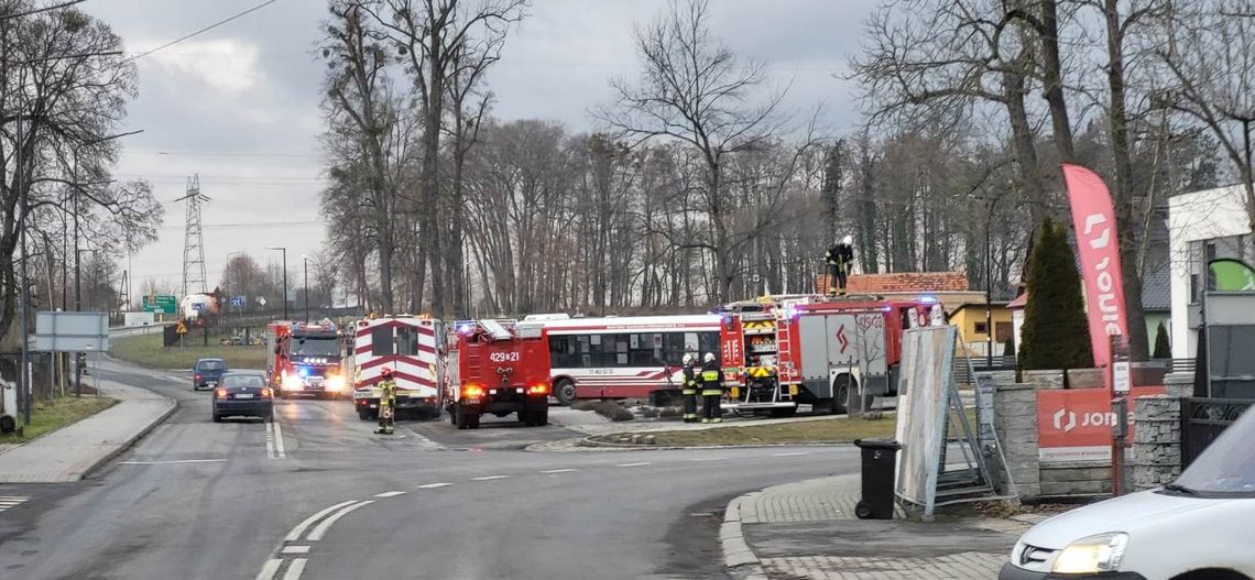 Autobus miejski zapalił się na pętli w Sławięcicach