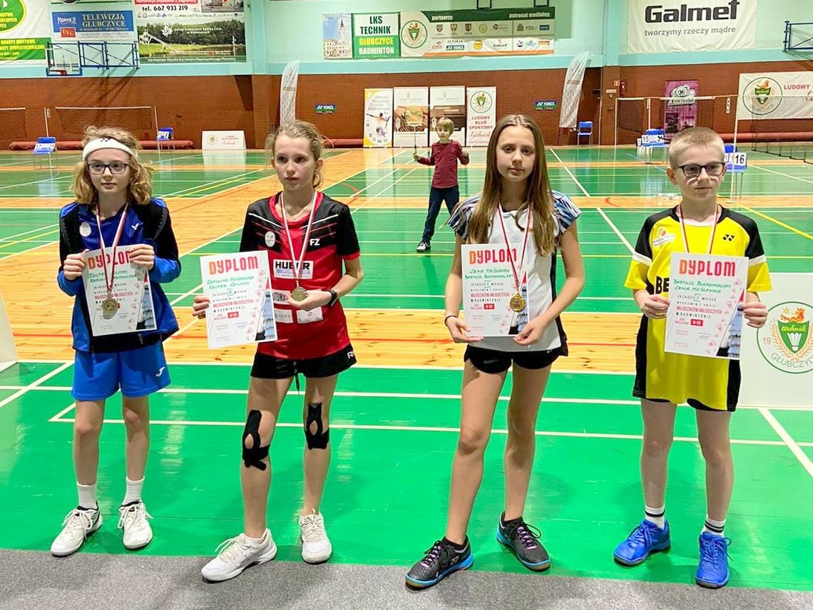 Bardzo udany start naszych badmintonistów. Wywalczyli osiem medali