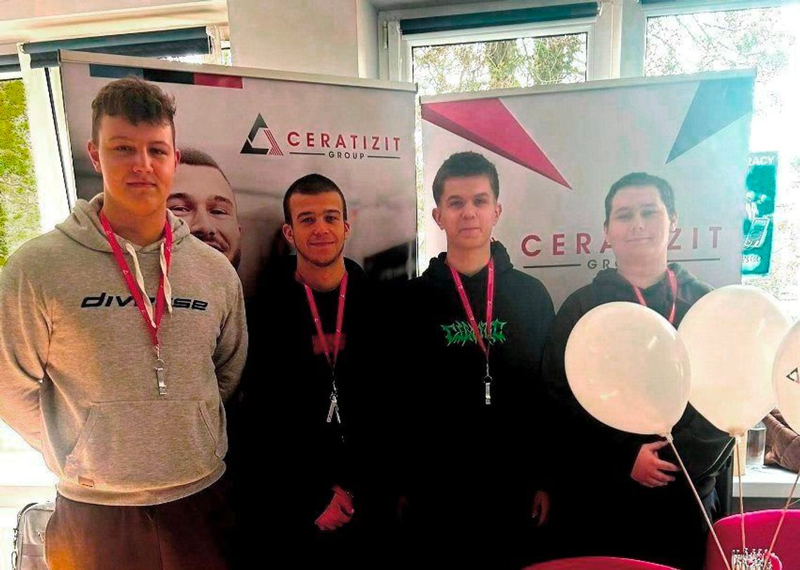 Blisko 400 uczniom dano szansę bezpośredniego kontaktu z pracodawcami. ZDJĘCIA