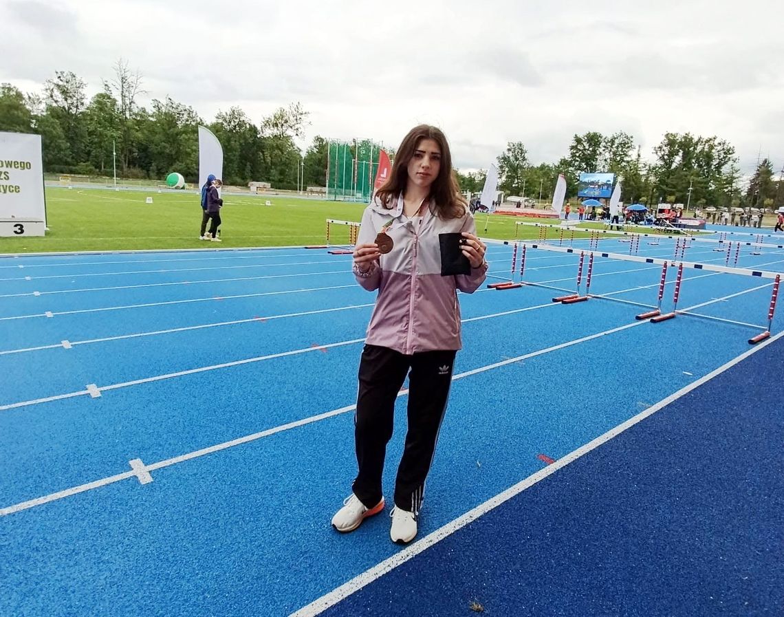 Brąz dla Marty Tomanek na Mistrzostwach Krajowego Zrzeszenia LZS w lekkoatletyce. ZDJĘCIA Brąz dla Marty Tomanek na Mistrzostwach Krajowego Zrzeszenia LZS w lekkoatletyce. ZDJĘCIA