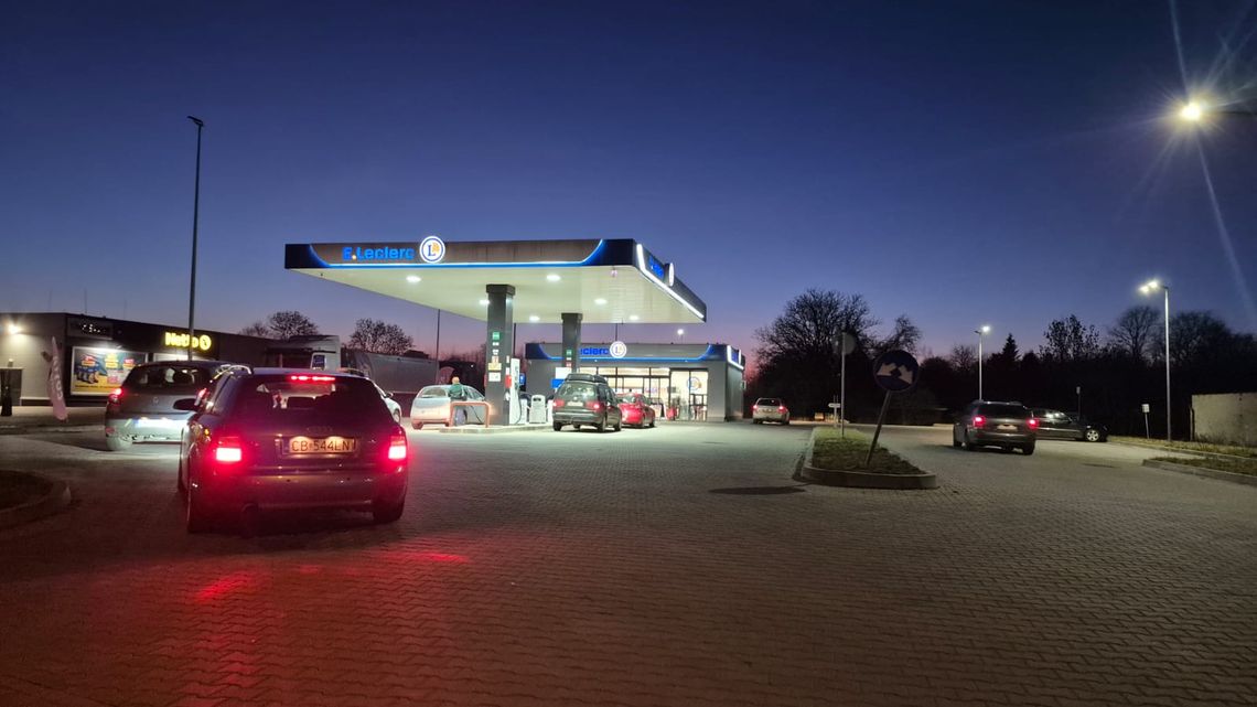 Ceny paliw gwałtownie rosną. Tylko jedna stacja w Kędzierzynie-Koźlu ma benzynę poniżej 6 zł