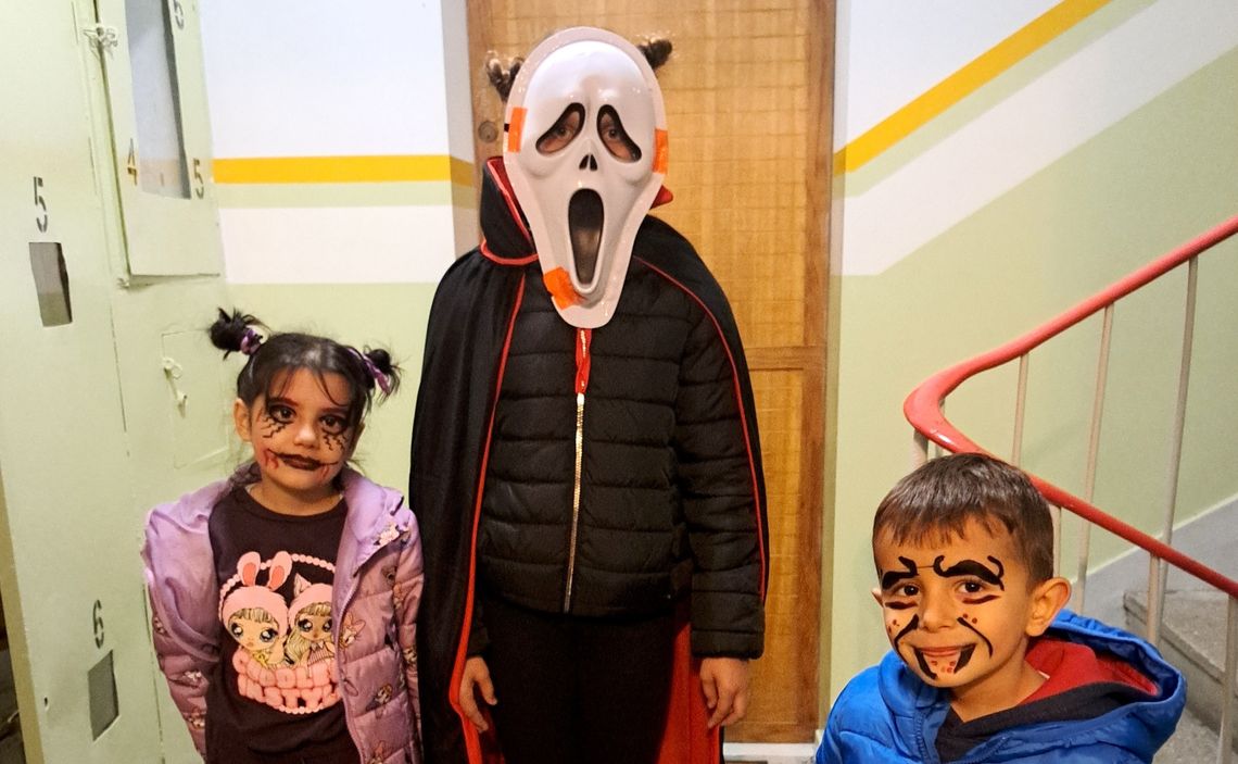 „Cukierek albo psikus” po kozielsku. Przebierańcy w naszych domach „Cukierek albo psikus” po kozielsku. Przebierańcy w naszych domach