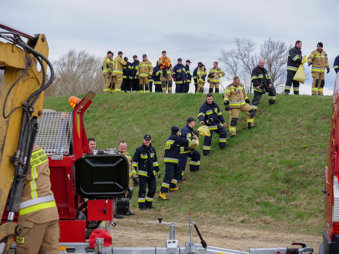 Fotoreportaż z ćwiczeń przeciwpowodziowch "Rusałka 2022"