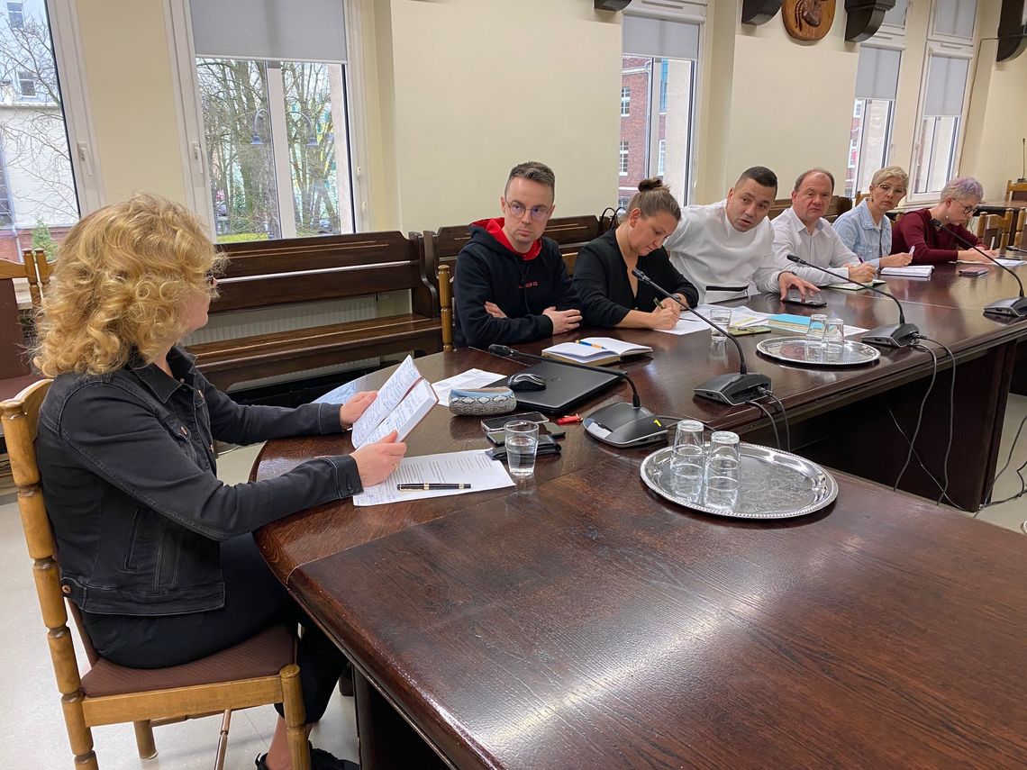 Czas podsumować projekt "Dugnad w Kędzierzynie-Koźlu" Czas podsumować projekt "Dugnad w Kędzierzynie-Koźlu"