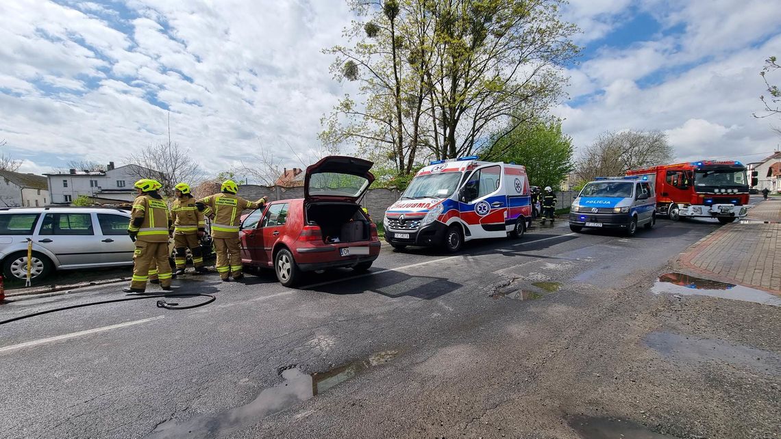 Czołowe zderzenie w Bierawie. Sprawca wydmuchał blisko promil Czołowe zderzenie w Bierawie. Sprawca wydmuchał blisko promil