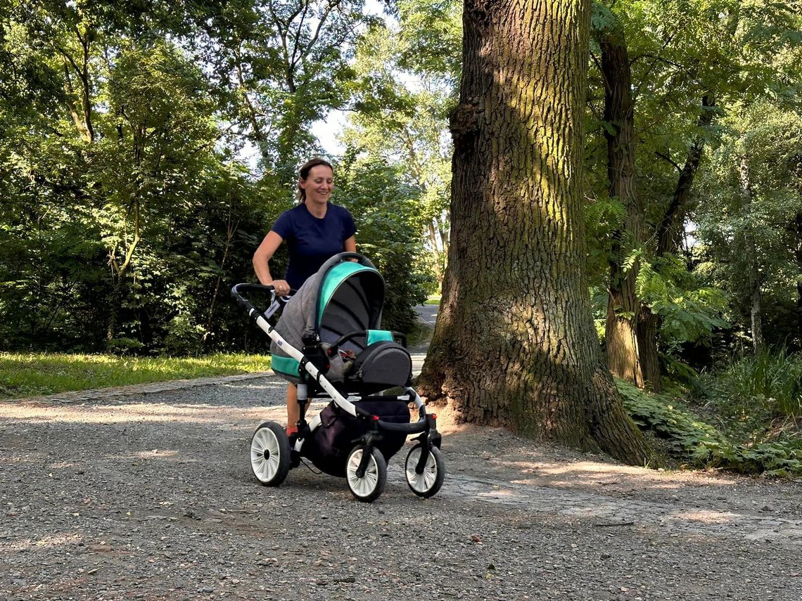 Czterotygodniowa Zosia pokonała z mamą połówkę parkrunu! ZDJĘCIA