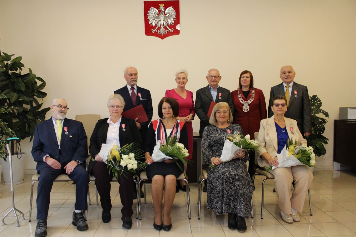 Cztery pary celebrowały "Złote Gody" w dniu 50. urodzin Kędzierzyna-Koźla [ZDJĘCIA]