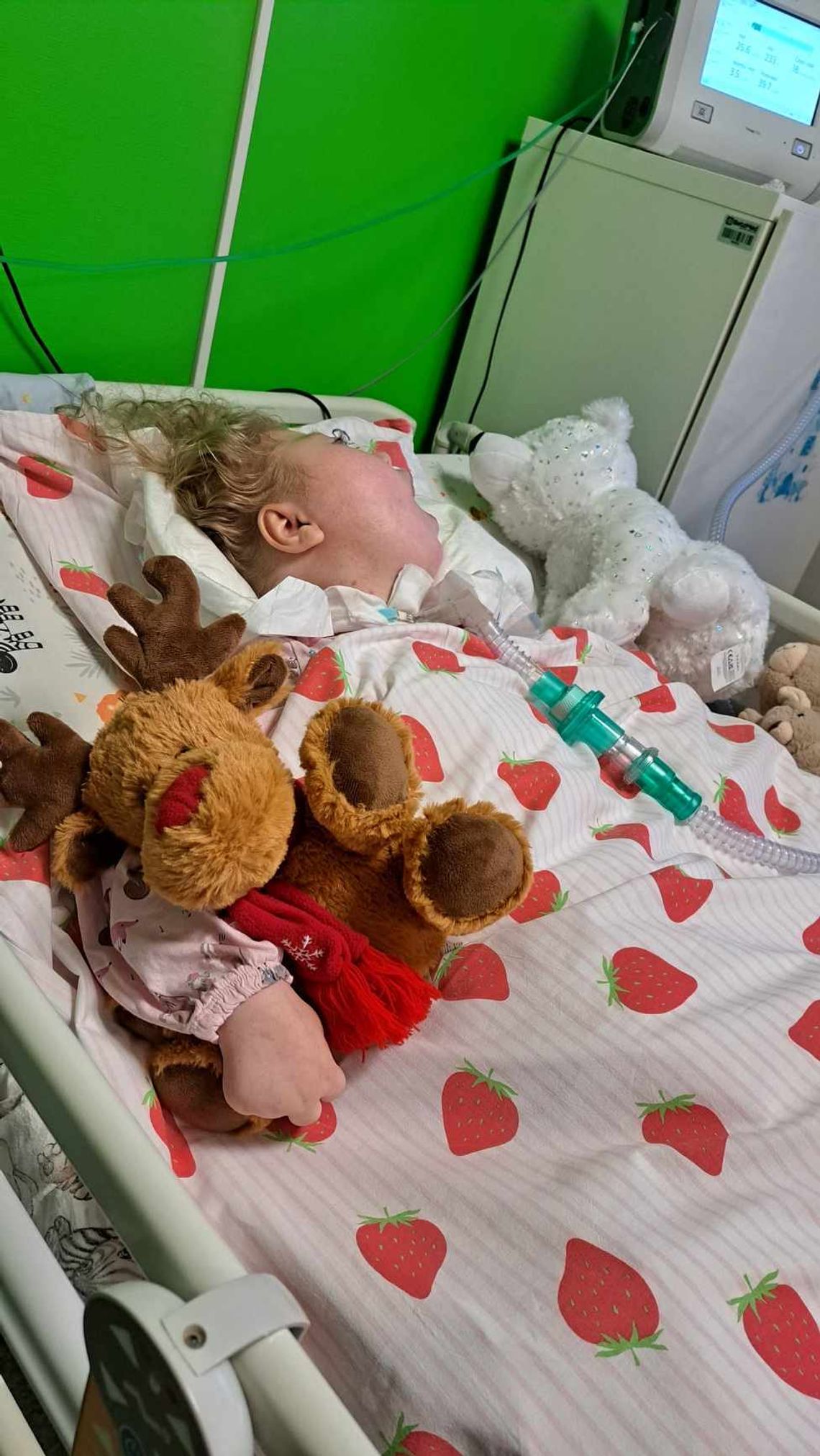 Decyzję o cięciu cesarskim podjęto za późno. Opinia biegłego potwierdza błędy