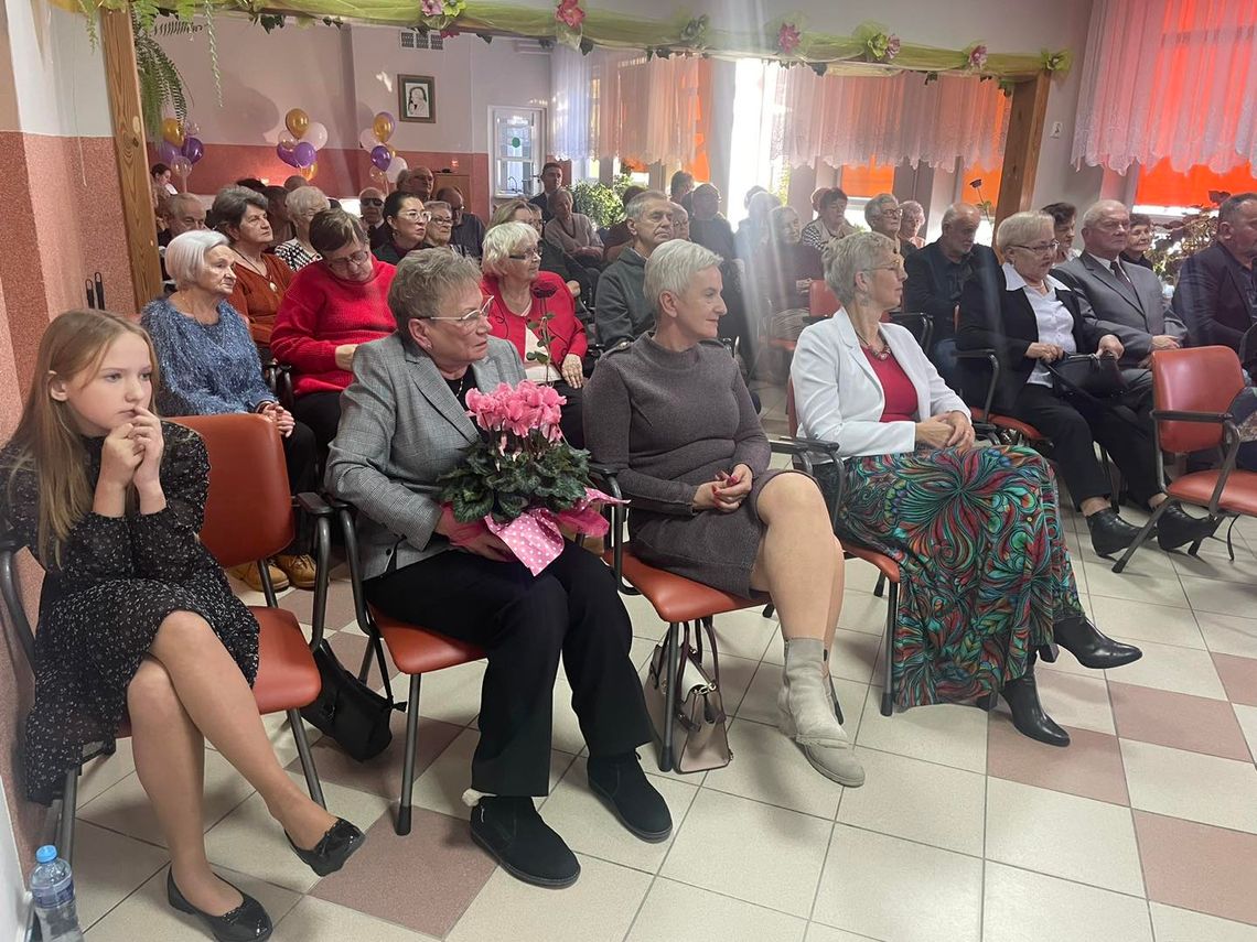 Dom Dziennego Pobytu „Wrzos” na osiedlu Piastów ma już 25 lat Dom Dziennego Pobytu „Wrzos” na osiedlu Piastów ma już 25 lat