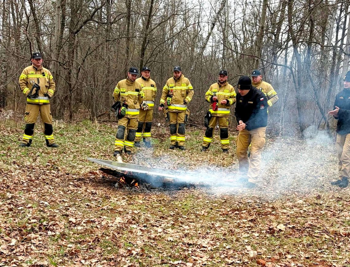 Druhowie z OSP na warsztatach w KP PSP. ZDJĘCIA Druhowie z OSP na warsztatach w KP PSP. ZDJĘCIA