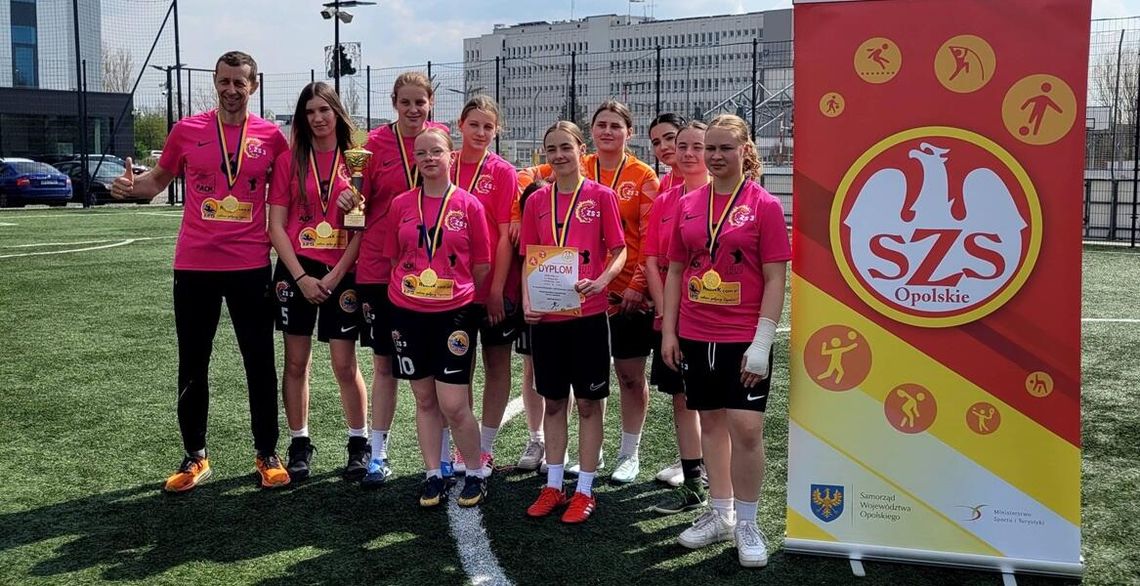 Dwie drużyny w finale. Złoto dla Zespołu Szkół nr 3! ZDJĘCIA