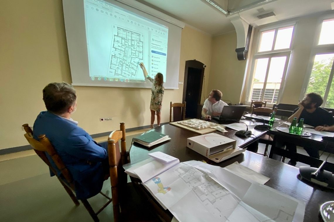 Dwie koncepcje budowy nowego bloku w Kędzierzynie-Koźlu Dwie koncepcje budowy nowego bloku w Kędzierzynie-Koźlu