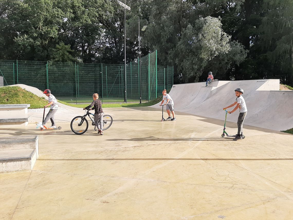 Dzieci polubiły skatepark w Koźlu. ZDJĘCIA i FILM Dzieci polubiły skatepark w Koźlu. ZDJĘCIA i FILM