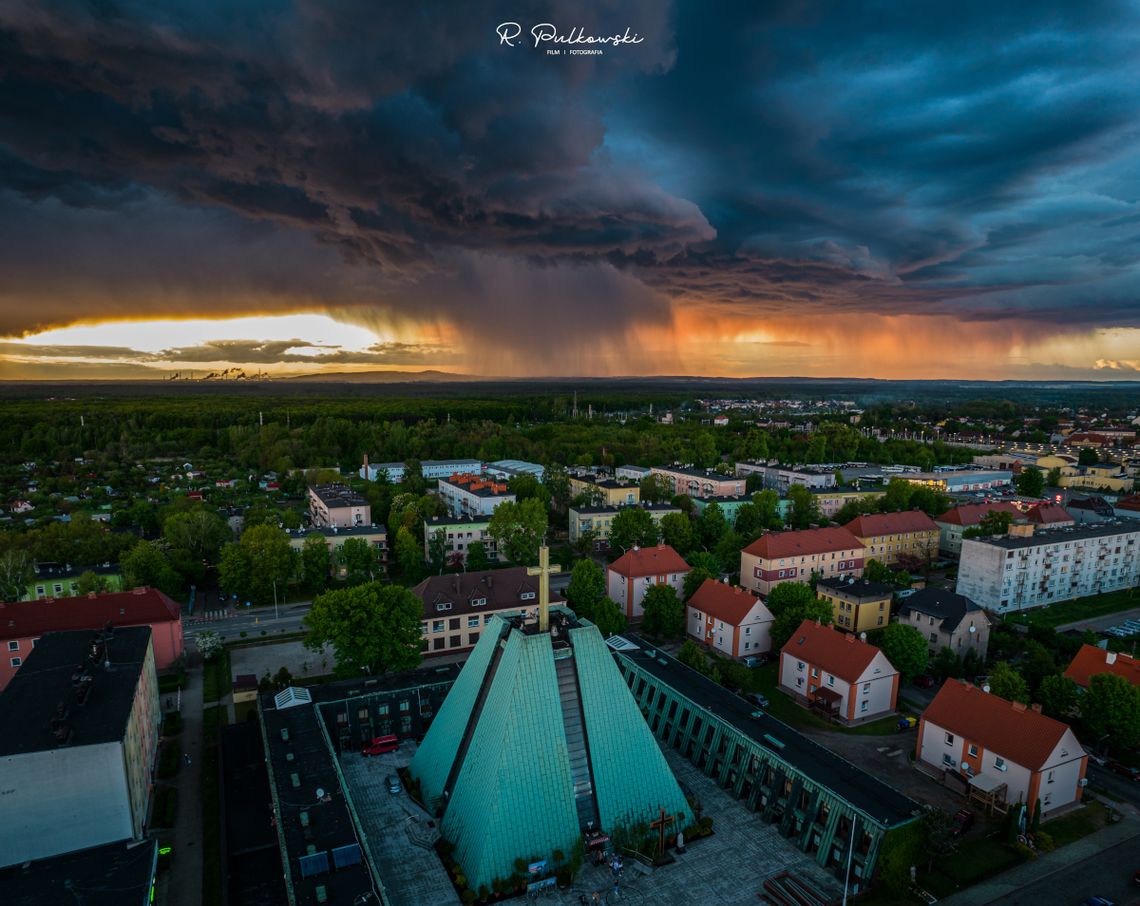 Dziś w nocy może zagrzmieć. Meteorolodzy ostrzegają też przed gradem