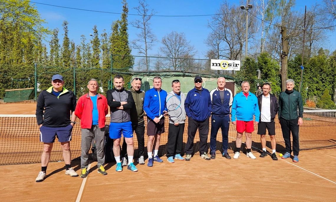 Federer i Świątek w wymiarze lokalnym