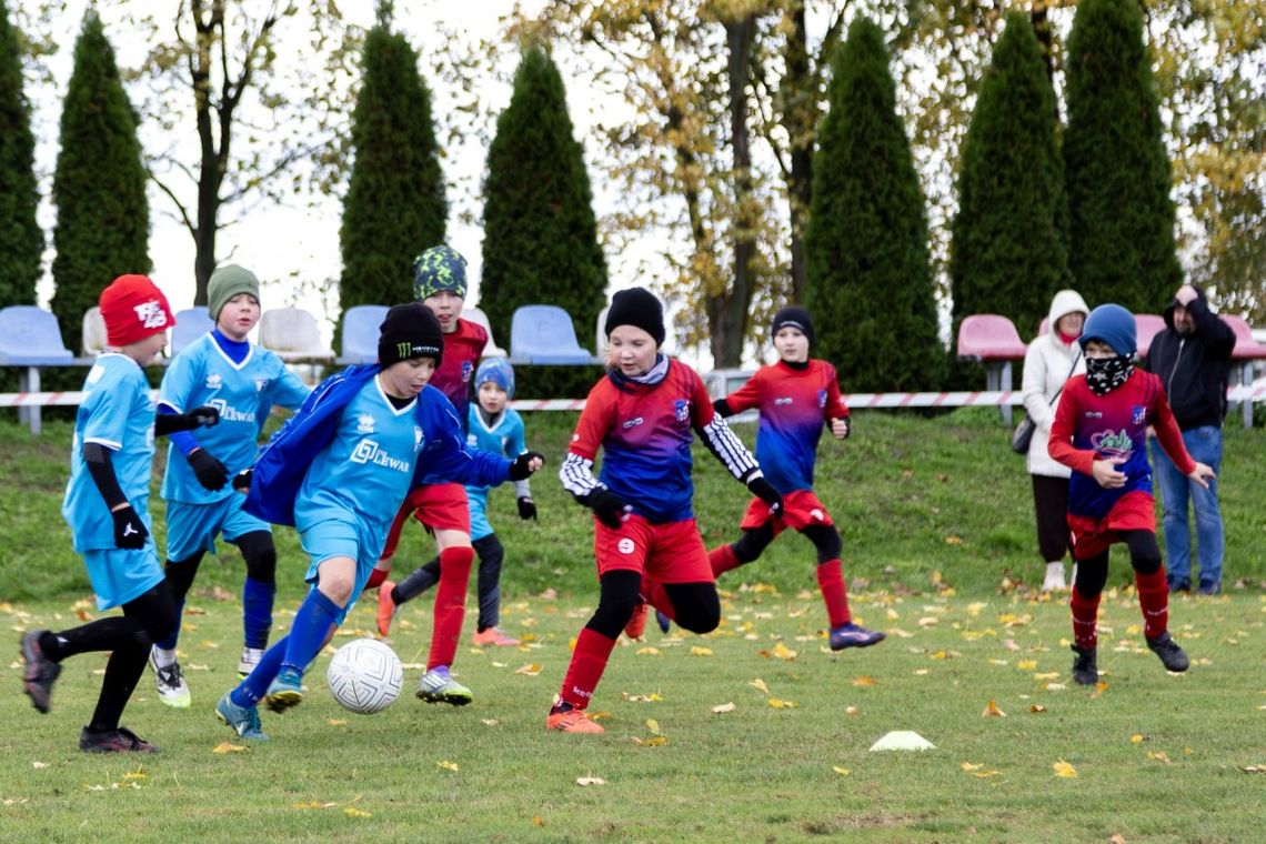 Gościęcin gospodarzem etapu powiatowego dziecięcego turnieju "Bawi nas piłka". ZDJĘCIA