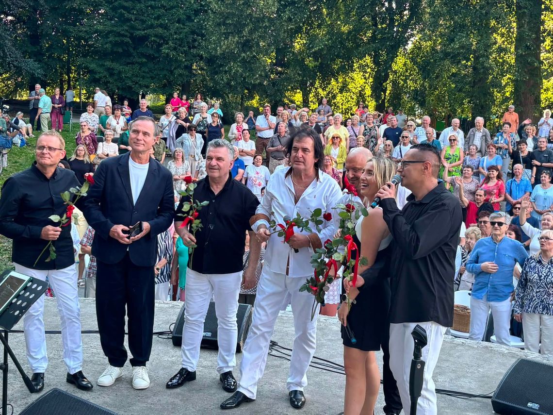 Greckie rytmy wybrzmiały w kozielskiej muszli koncertowej. ZDJĘCIA