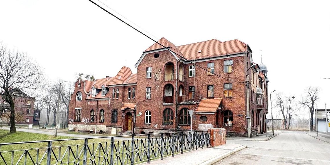 Inwestor zrezygnował, ale rewitalizacja kamienicy w Koźlu Porcie wciąż jest możliwa Inwestor zrezygnował, ale rewitalizacja kamienicy w Koźlu Porcie wciąż jest możliwa