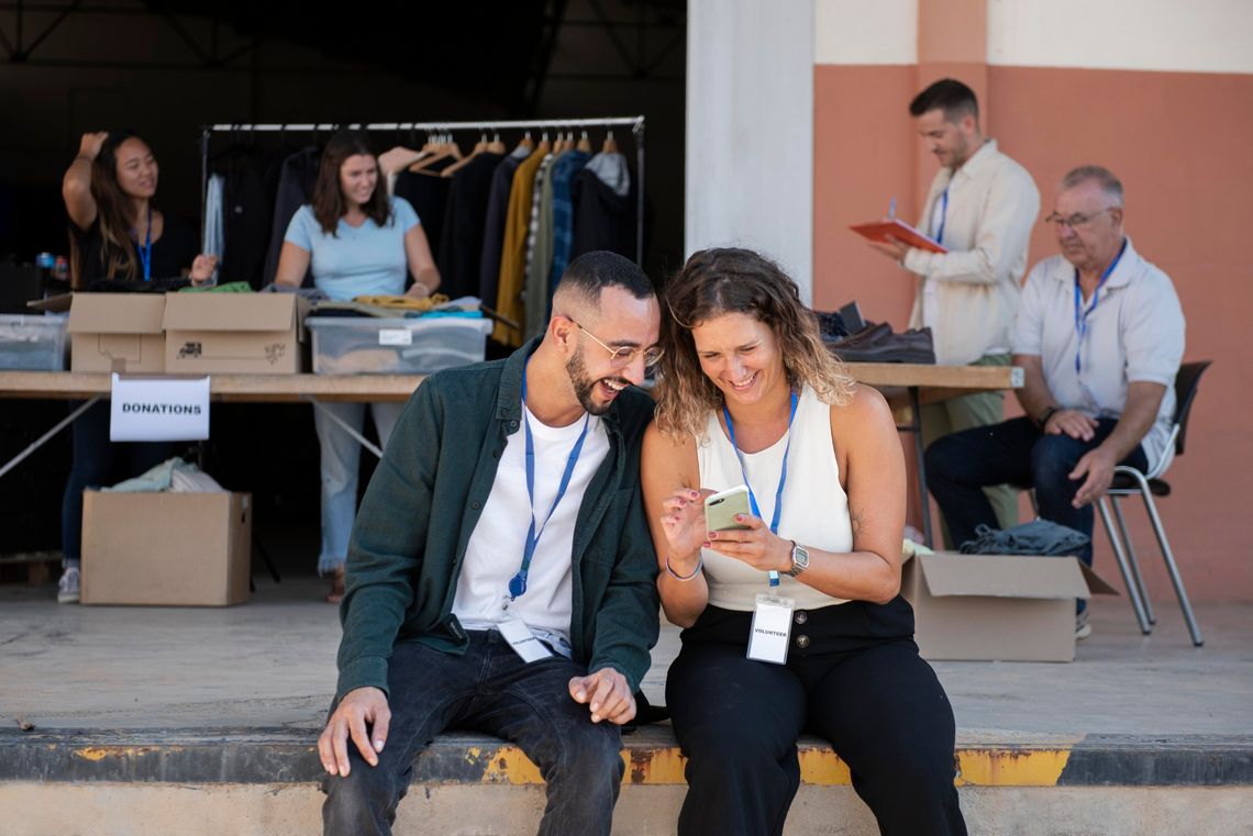 Jak opaska reklamowa może zamienić uczestnika eventu w ambasadora marki?