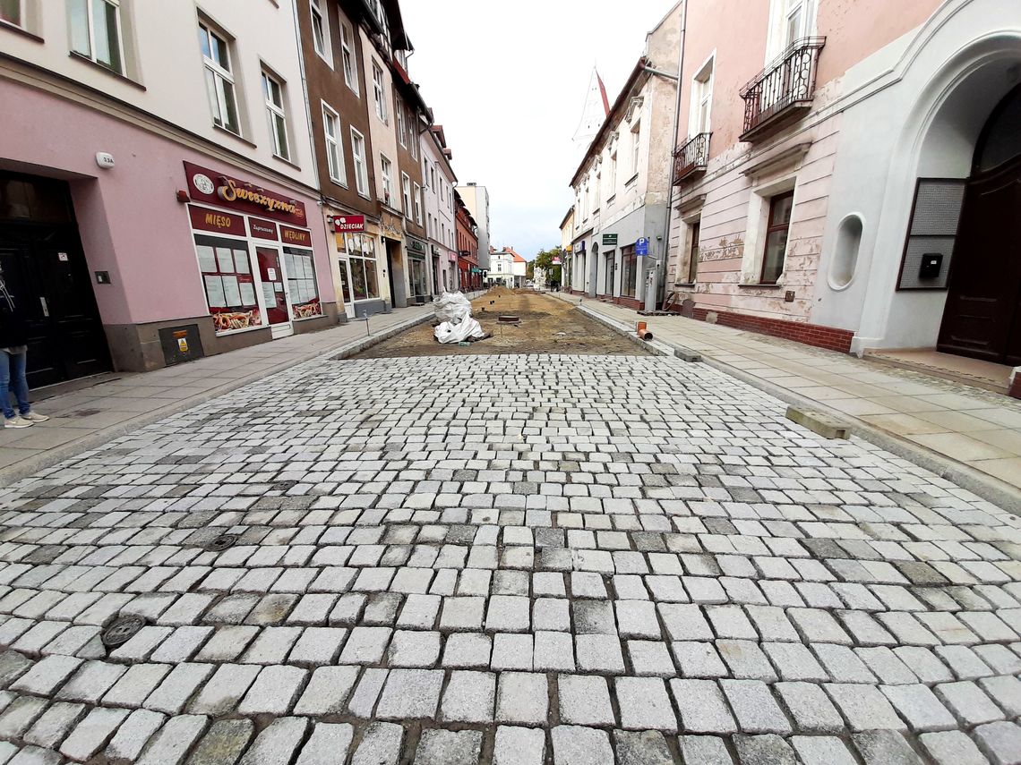 Remont ul. Pamięci Sybiraków na os. Stare Miasto. ZDJĘCIA Remont ul. Pamięci Sybiraków na os. Stare Miasto. ZDJĘCIA