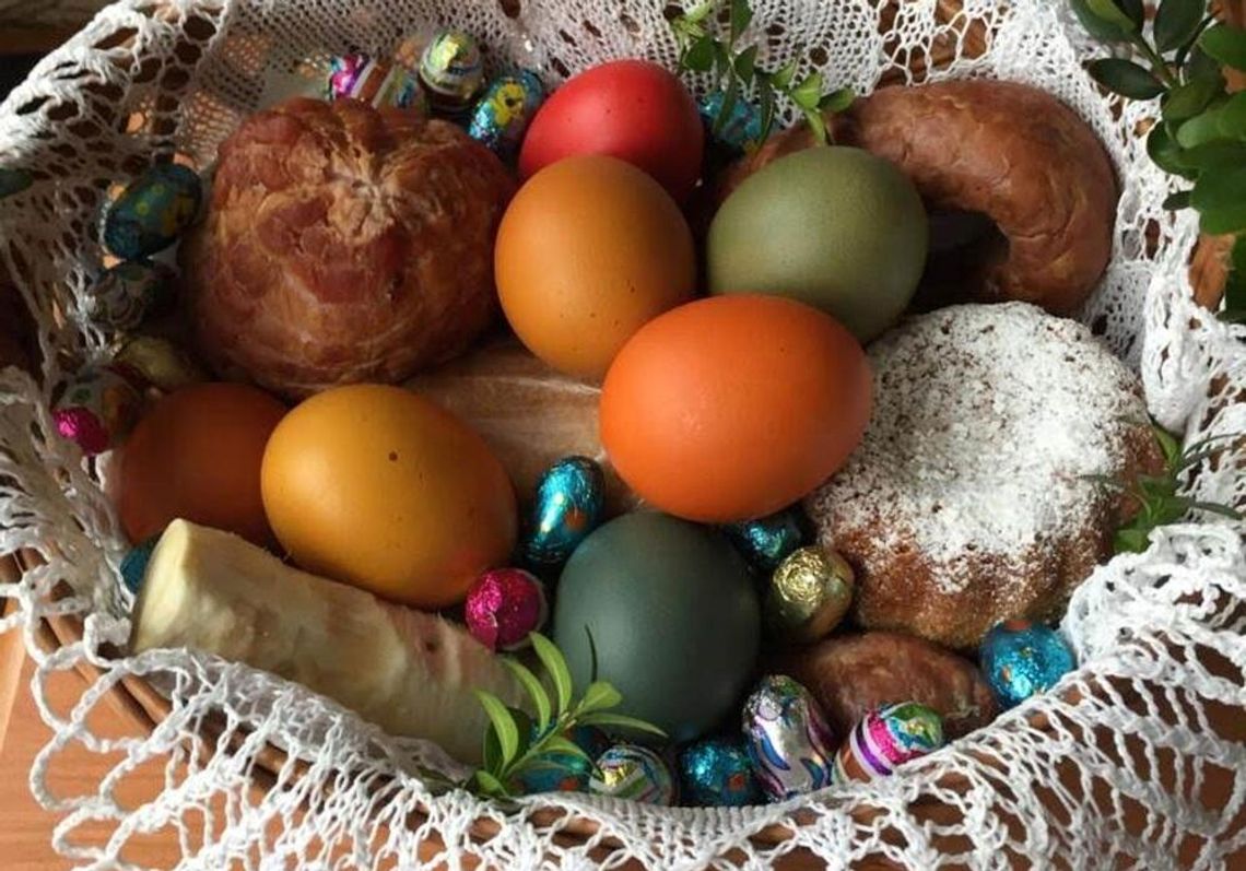 Jakie pokarmy w wielkanocnym koszyku? Każdy coś symbolizuje