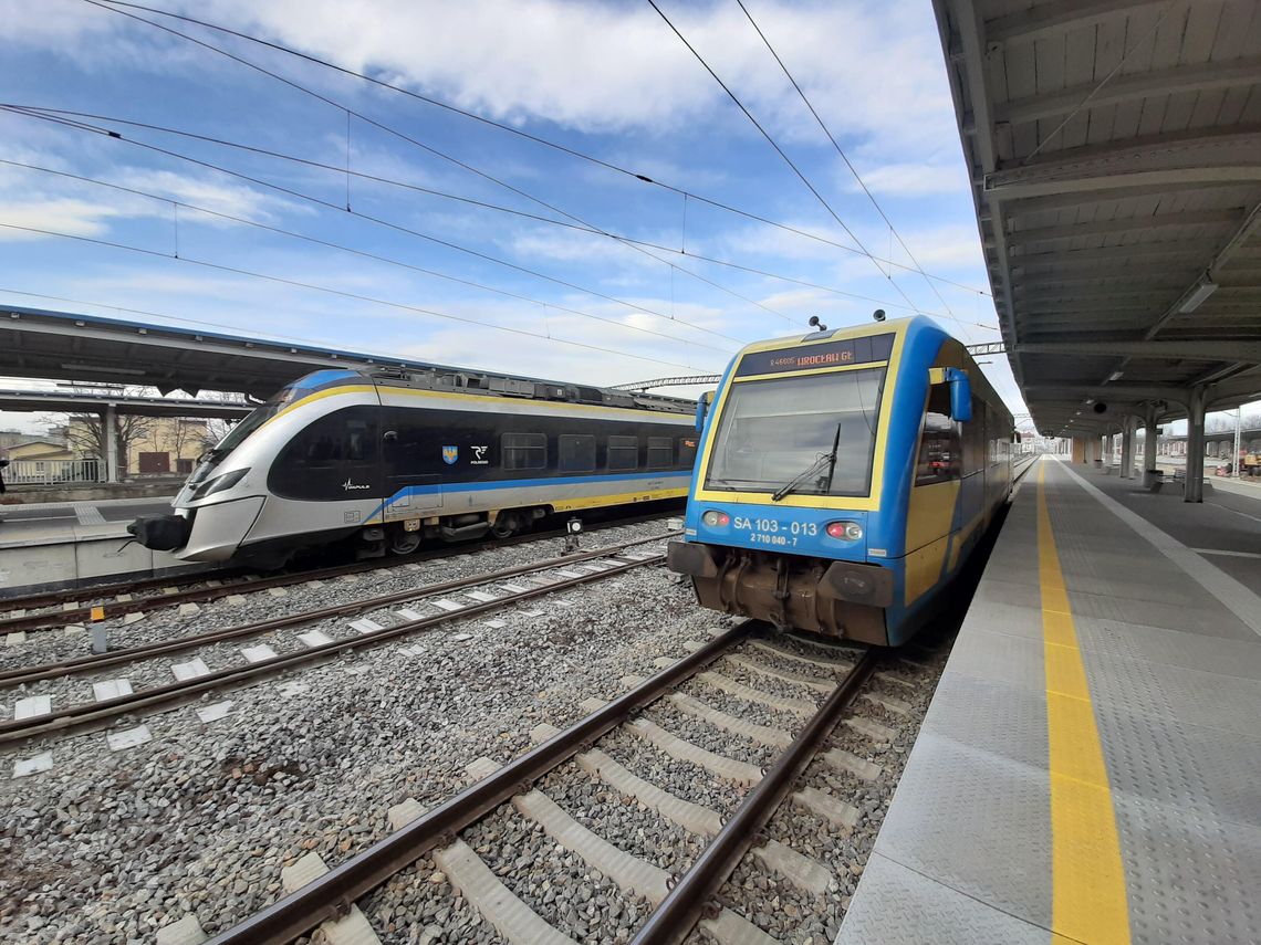 Jedynie zapewnienie pasażerom transportu zastępczego chroni przewoźnika przed karami